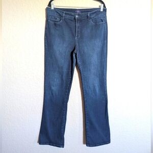 Not Your Daughter Jeans NYDJ Women 's Size 16 Bootcut Jeans Blue Lift Tuck Pants